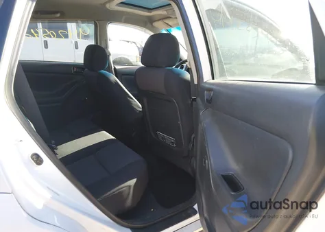 2005 Pontiac Vibe z USA, uszkodzony, nr VIN 5Y2SL63875Z417333